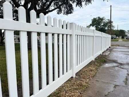 Fence and Deck Cleaning: Keeping Outdoor Spaces Looking Great