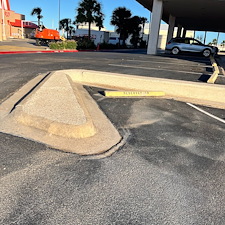Commercial-Pressure-Washing-at-the-Bay-Building-Corpus-Christi-TX-Restoring-a-Landmark-with-Expert-Building-Wash-and-Sidewalk-Cleaning 8