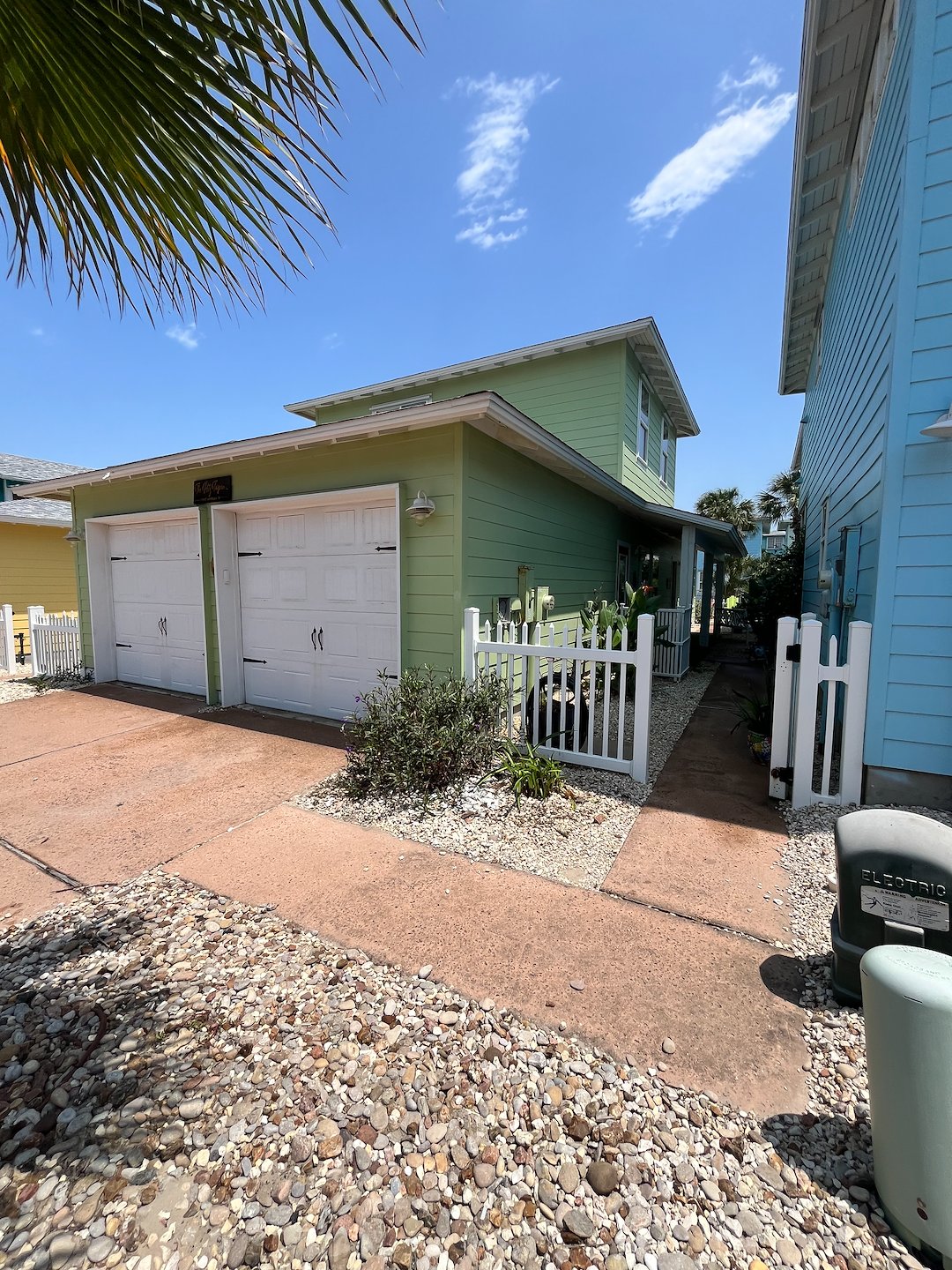 House Washing in Port Aransas, TX – Annual Soft Wash Care for Coastal Homes Thumbnail