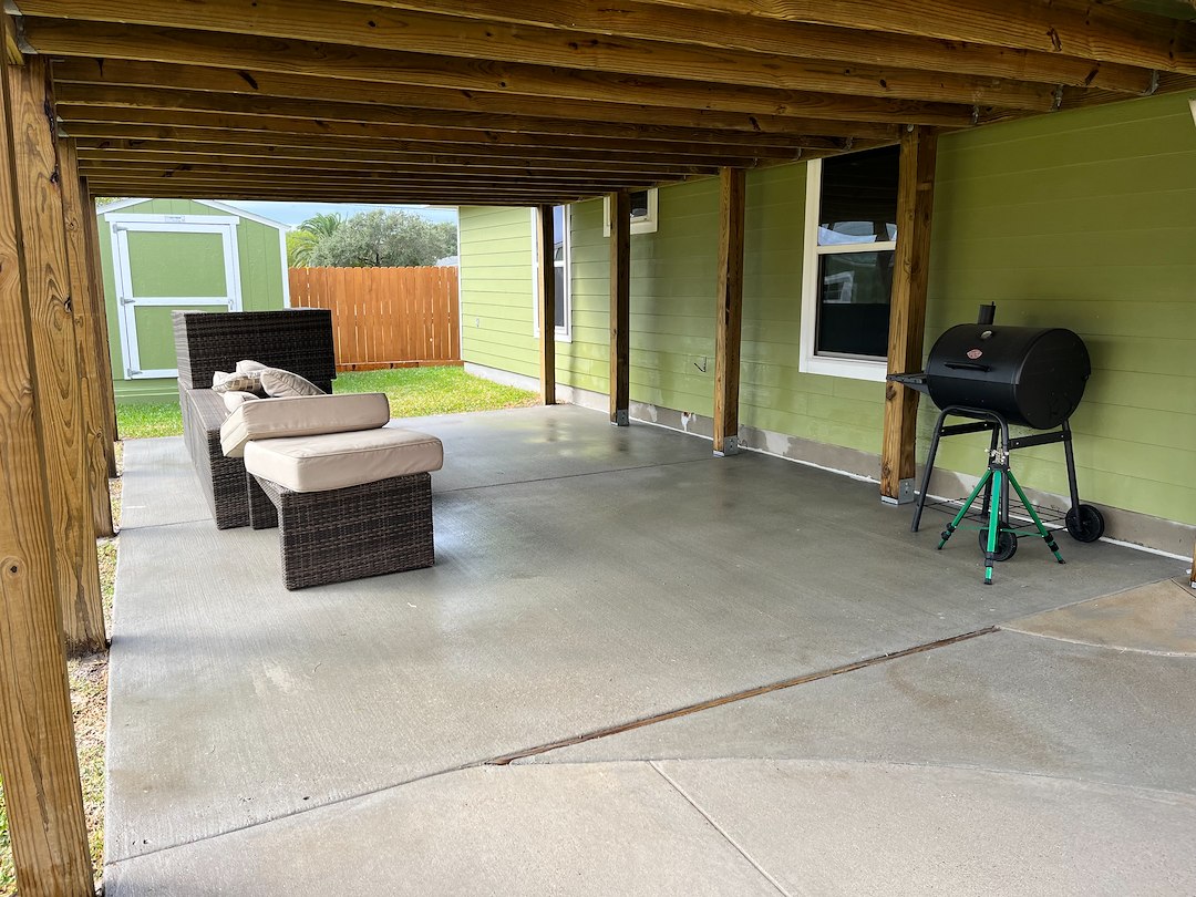 Professional Rear Patio Cleaning in Ingleside, TX – Restoring Outdoor Spaces