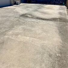 Revitalize-Your-Homes-Curb-Appeal-with-Expert-Driveway-and-Sidewalk-Cleaning-in-Corpus-Christi 4