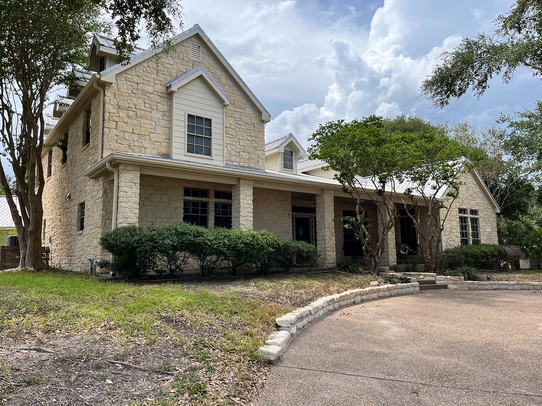 Revitalizing an Austin Stone Home: Comprehensive House Wash and Gutter Cleaning in Corpus Christi Tx