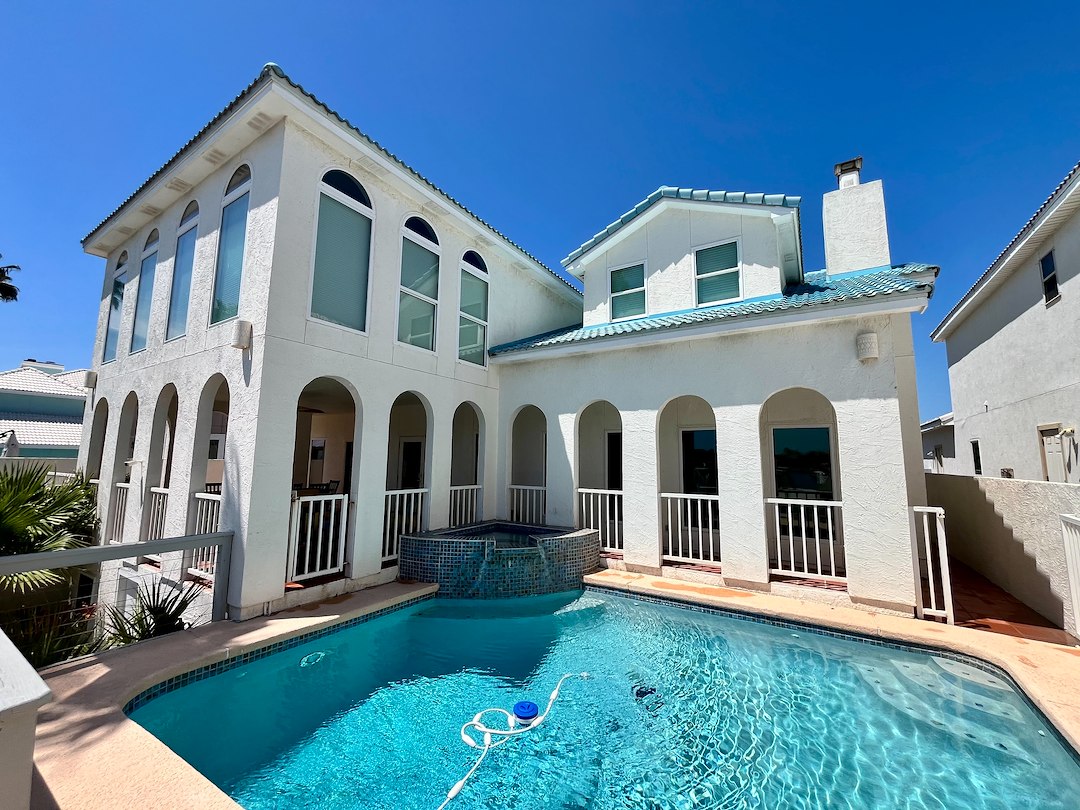 Stucco House Soft Wash – Port Aransas, TX